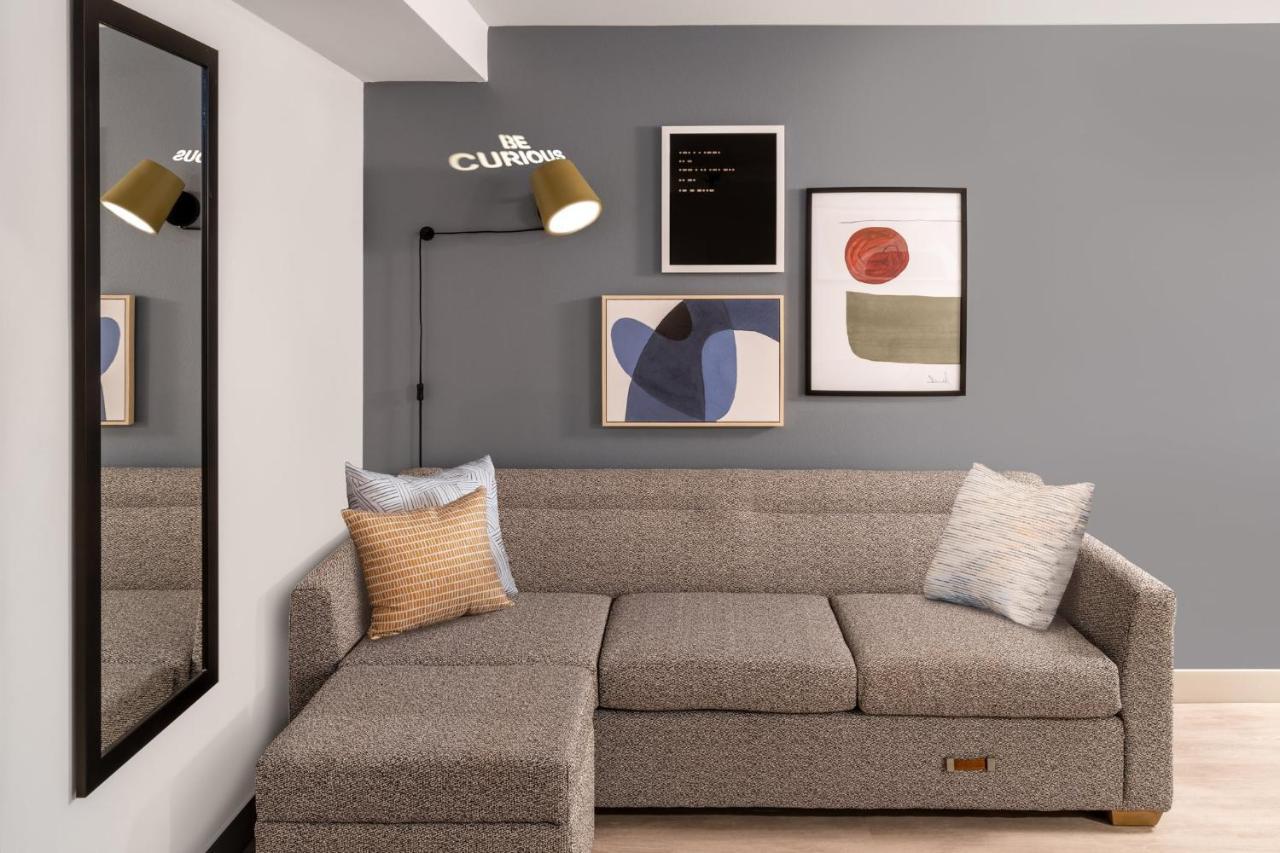 Atwell Suites Austin Airport By Ihg Екстериор снимка