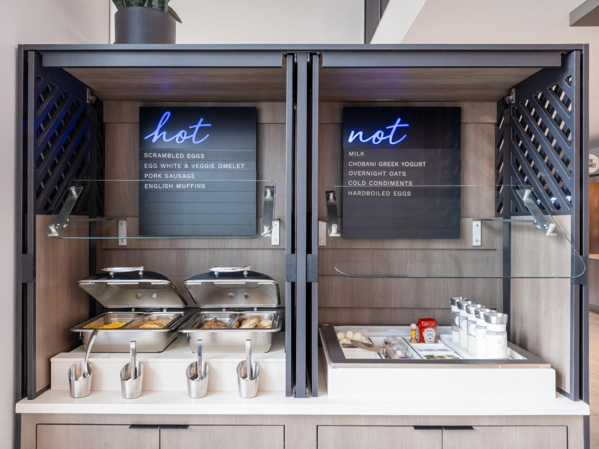 Atwell Suites Austin Airport By Ihg Екстериор снимка
